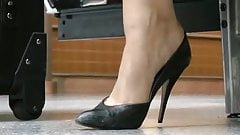 black pumps